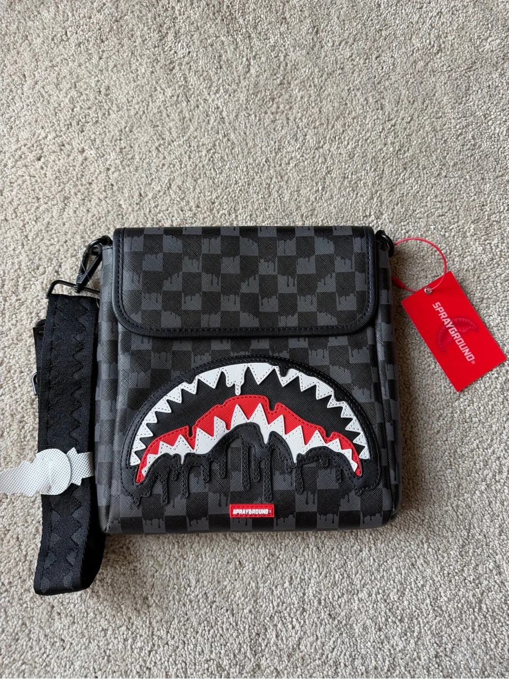 Sprayground Sawtooth Sharks In Paris Messenger Sling 🔥 Stylish Shoulder Bag NWT